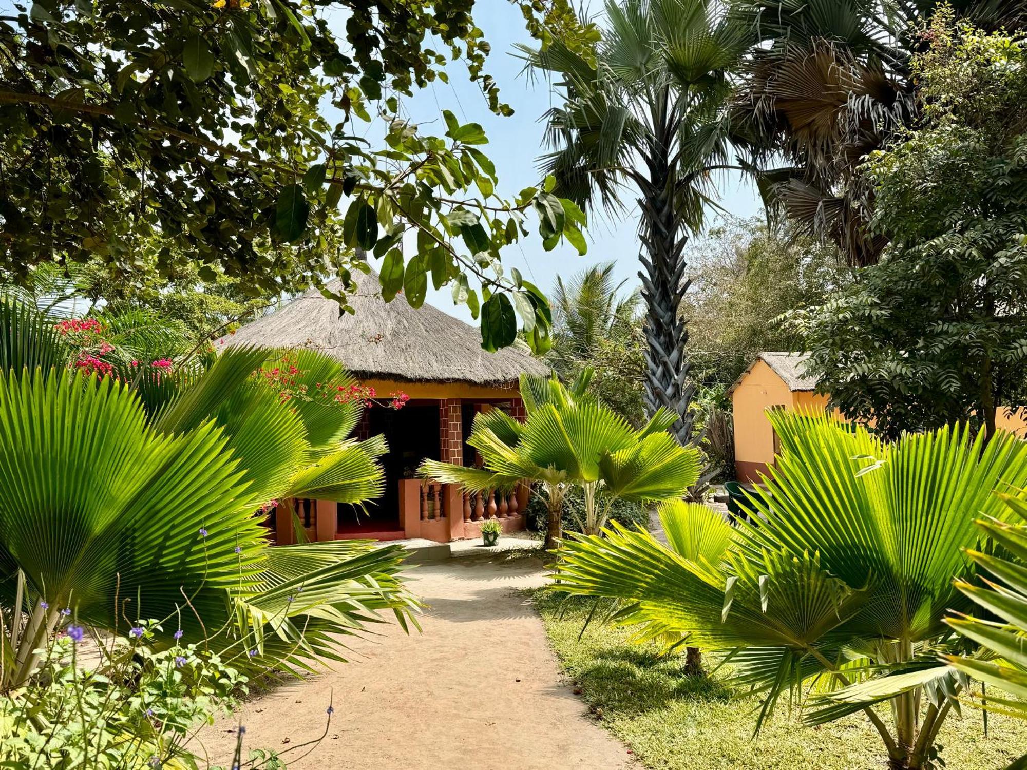 Little's Nature Retreat Kartong Exterior foto